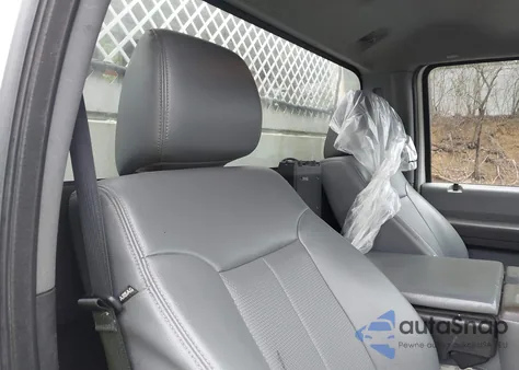 2016 Ford Super Duty F-250 Srw Xl z USA, uszkodzony, nr VIN 1FDBF2B61GEC75423